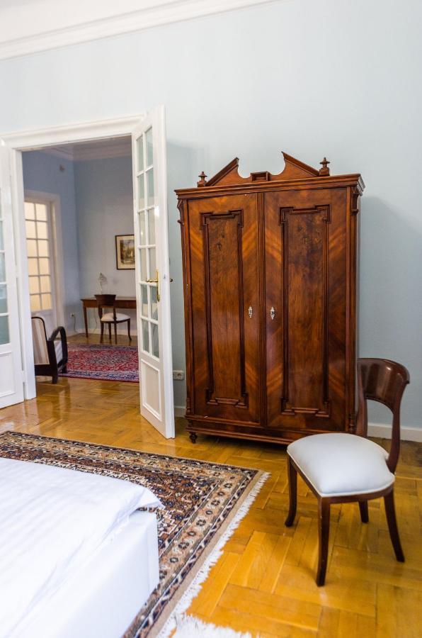 Luxury Downtown 3 Bedroom Apartment By Synagoge With Beautiful View Будапеща Екстериор снимка