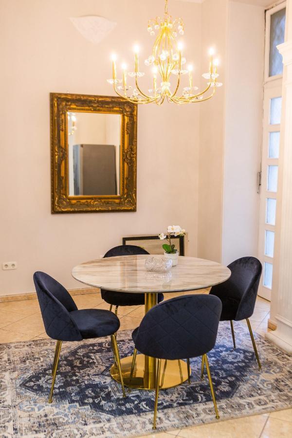Luxury Downtown 3 Bedroom Apartment By Synagoge With Beautiful View Будапеща Екстериор снимка