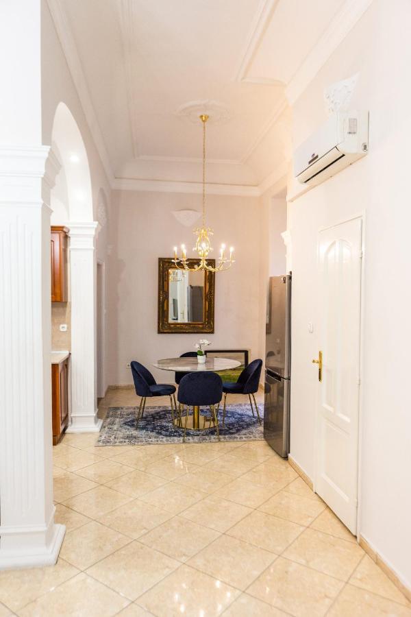 Luxury Downtown 3 Bedroom Apartment By Synagoge With Beautiful View Будапеща Екстериор снимка